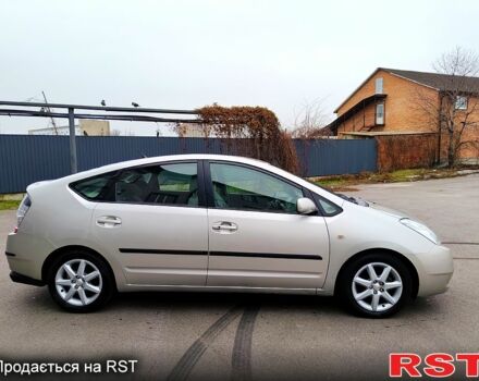 Серый Тойота Приус, объемом двигателя 1.5 л и пробегом 163 тыс. км за 7900 $, фото 5 на Automoto.ua