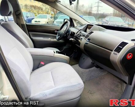 Серый Тойота Приус, объемом двигателя 1.5 л и пробегом 163 тыс. км за 7900 $, фото 6 на Automoto.ua