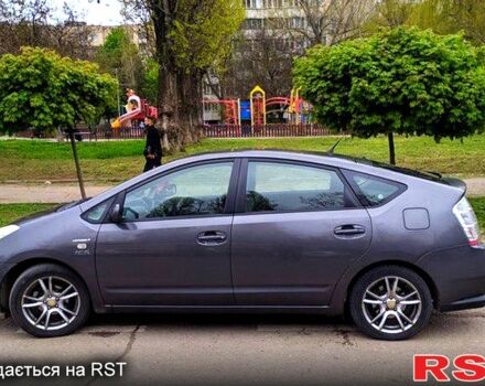 Сірий Тойота Пріус, об'ємом двигуна 1.5 л та пробігом 0 тис. км за 7000 $, фото 2 на Automoto.ua