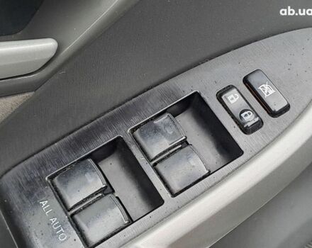 Серый Тойота Приус, объемом двигателя 1.8 л и пробегом 420 тыс. км за 9190 $, фото 8 на Automoto.ua