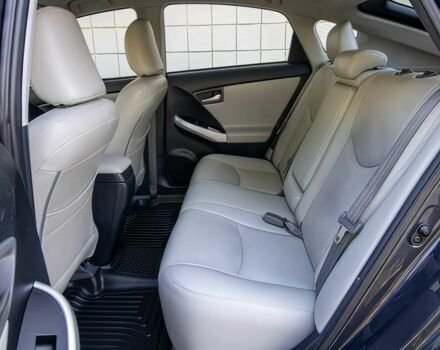 Серый Тойота Приус, объемом двигателя 1.8 л и пробегом 71 тыс. км за 8700 $, фото 12 на Automoto.ua