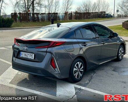 Серый Тойота Приус, объемом двигателя 1.8 л и пробегом 110 тыс. км за 18900 $, фото 5 на Automoto.ua