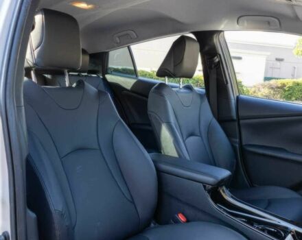 Тойота Приус 2019 в Днепре (Днепропетровске) на Automoto.ua Серый Тойота Приус, объемом двигателя 1.8 л и пробегом 49 тыс. км за 4600 $, фото 9 на Automoto.ua