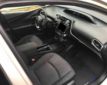 Серый Тойота Приус, объемом двигателя 0 л и пробегом 87 тыс. км за 12600 $, фото 3 на Automoto.ua