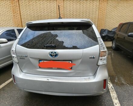 Серый Тойота Приус, объемом двигателя 0 л и пробегом 160 тыс. км за 13000 $, фото 2 на Automoto.ua