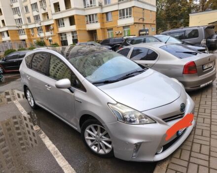 Серый Тойота Приус, объемом двигателя 0 л и пробегом 160 тыс. км за 13000 $, фото 1 на Automoto.ua