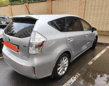 Серый Тойота Приус, объемом двигателя 0 л и пробегом 160 тыс. км за 13000 $, фото 3 на Automoto.ua