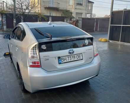 Серый Тойота Приус, объемом двигателя 1.8 л и пробегом 420 тыс. км за 8700 $, фото 2 на Automoto.ua