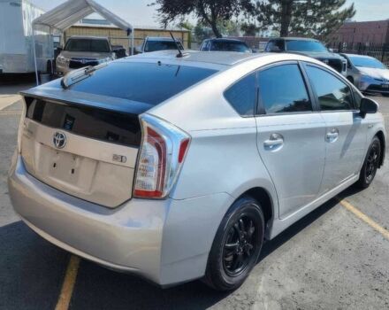 Тойота Приус 2013 в Чернигове на Automoto.ua Серый Тойота Приус, объемом двигателя 1.8 л и пробегом 84 тыс. км за 1900 $, фото 3 на Automoto.ua