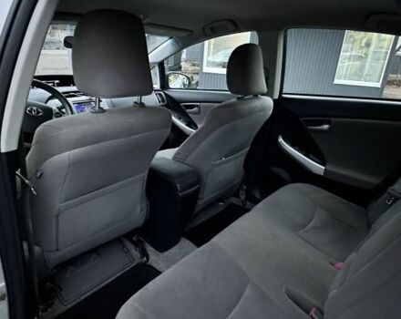 Серый Тойота Приус, объемом двигателя 1.8 л и пробегом 346 тыс. км за 11800 $, фото 6 на Automoto.ua