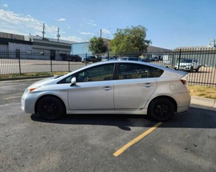 Тойота Приус 2013 в Чернигове на Automoto.ua Серый Тойота Приус, объемом двигателя 1.8 л и пробегом 84 тыс. км за 1900 $, фото 1 на Automoto.ua