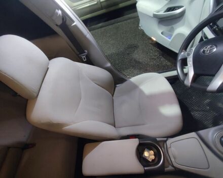 Серый Тойота Приус, объемом двигателя 1.8 л и пробегом 272 тыс. км за 10500 $, фото 6 на Automoto.ua