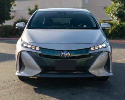 Серый Тойота Приус, объемом двигателя 1.8 л и пробегом 48 тыс. км за 4600 $, фото 1 на Automoto.ua