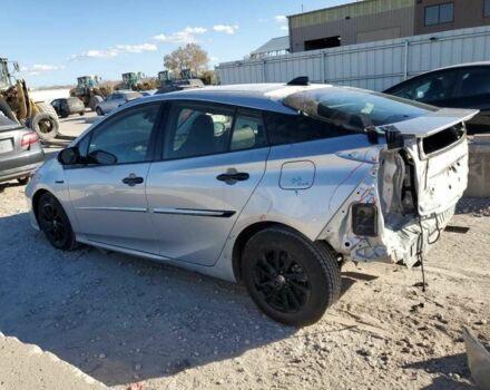 Серый Тойота Приус, объемом двигателя 1.8 л и пробегом 50 тыс. км за 5000 $, фото 1 на Automoto.ua