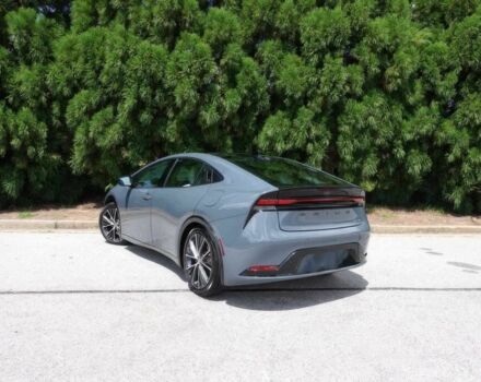 Серый Тойота Приус, объемом двигателя 2 л и пробегом 21 тыс. км за 12700 $, фото 4 на Automoto.ua