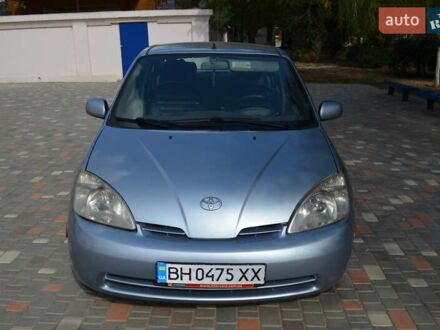 Серый Тойота Приус, объемом двигателя 1.5 л и пробегом 264 тыс. км за 4000 $, фото 1 на Automoto.ua