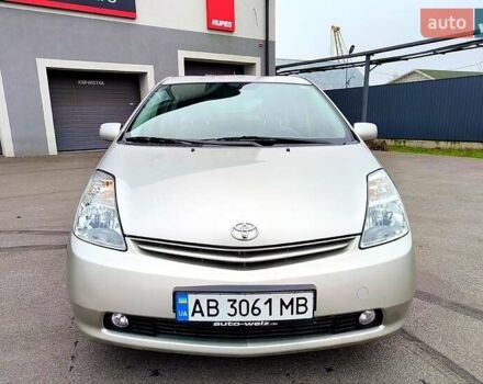 Серый Тойота Приус, объемом двигателя 1.5 л и пробегом 163 тыс. км за 7900 $, фото 1 на Automoto.ua