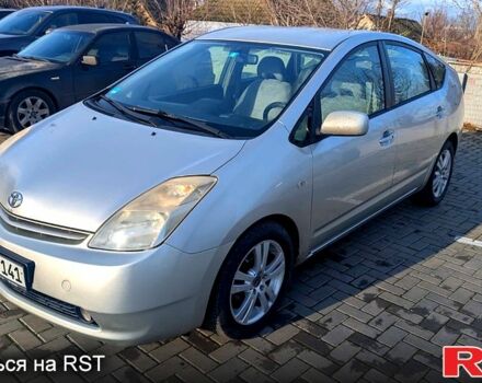 Серый Тойота Приус, объемом двигателя 1.5 л и пробегом 241 тыс. км за 2450 $, фото 1 на Automoto.ua