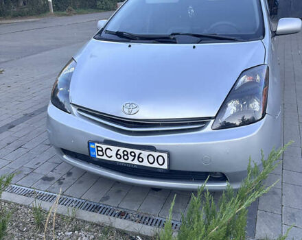 Серый Тойота Приус, объемом двигателя 1.5 л и пробегом 280 тыс. км за 4700 $, фото 1 на Automoto.ua