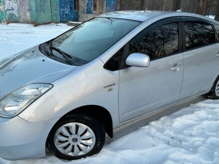 Тойота Приус 2007 в Харькове на Automoto.ua Серый Тойота Приус, объемом двигателя 1.5 л и пробегом 250 тыс. км за 8499 $, фото 1 на Automoto.ua