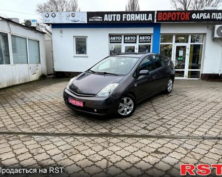 Серый Тойота Приус, объемом двигателя 1.5 л и пробегом 278 тыс. км за 7650 $, фото 1 на Automoto.ua