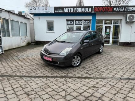 Серый Тойота Приус, объемом двигателя 1.5 л и пробегом 278 тыс. км за 7650 $, фото 1 на Automoto.ua