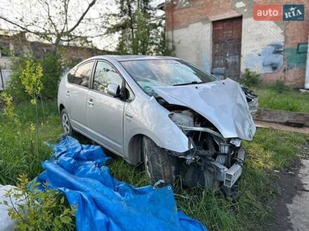 Тойота Пріус 2007 у Городок на Automoto.ua Сірий Тойота Пріус, об'ємом двигуна 1.5 л та пробігом 290 тис. км за 3000 $, фото 1 на Automoto.ua