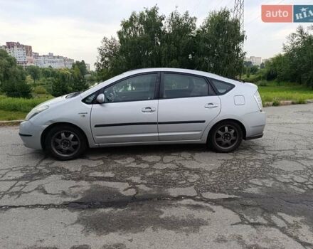 Серый Тойота Приус, объемом двигателя 0 л и пробегом 270 тыс. км за 5950 $, фото 1 на Automoto.ua