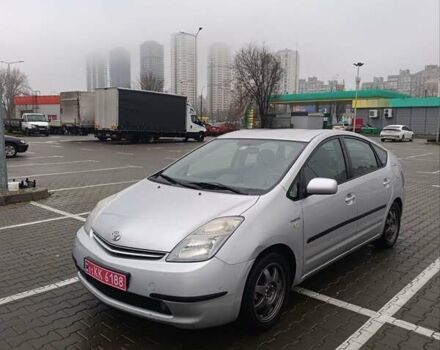 Сірий Тойота Пріус, об'ємом двигуна 1.5 л та пробігом 274 тис. км за 5999 $, фото 1 на Automoto.ua