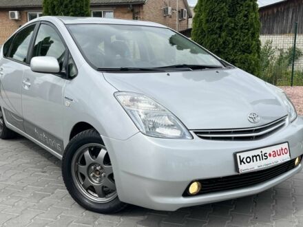 Тойота Приус 2008 в Виннице на Automoto.ua Серый Тойота Приус, объемом двигателя 1.5 л и пробегом 202 тыс. км за 6499 $, фото 1 на Automoto.ua