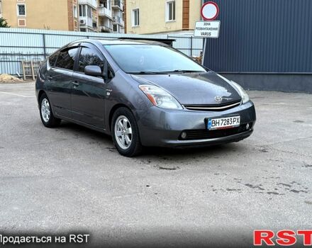 Серый Тойота Приус, объемом двигателя 1.5 л и пробегом 30000 тыс. км за 7000 $, фото 1 на Automoto.ua