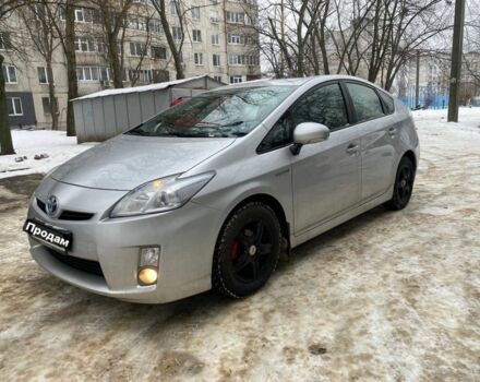 Серый Тойота Приус, объемом двигателя 2 л и пробегом 280 тыс. км за 9200 $, фото 1 на Automoto.ua