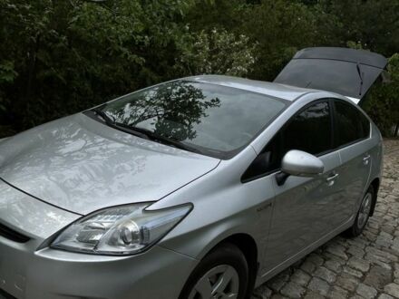 Тойота Приус 2010 в Харькове на Automoto.ua Серый Тойота Приус, объемом двигателя 2 л и пробегом 115 тыс. км за 14000 $, фото 1 на Automoto.ua