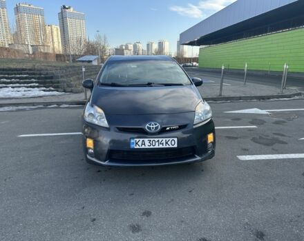 Серый Тойота Приус, объемом двигателя 1.8 л и пробегом 200 тыс. км за 8500 $, фото 1 на Automoto.ua