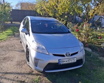 Тойота Приус 2012 в Одессе на Automoto.ua Серый Тойота Приус, объемом двигателя 1.8 л и пробегом 238 тыс. км за 10200 $, фото 1 на Automoto.ua