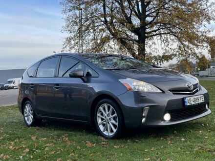Сірий Тойота Пріус, об'ємом двигуна 1.8 л та пробігом 377 тис. км за 11518 $, фото 1 на Automoto.ua
