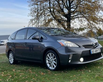Сірий Тойота Пріус, об'ємом двигуна 1.8 л та пробігом 377 тис. км за 11518 $, фото 1 на Automoto.ua