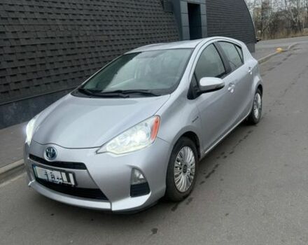 Серый Тойота Приус, объемом двигателя 1.5 л и пробегом 167 тыс. км за 12000 $, фото 1 на Automoto.ua