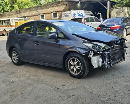 Сірий Тойота Пріус, об'ємом двигуна 1.8 л та пробігом 190 тис. км за 3999 $, фото 1 на Automoto.ua