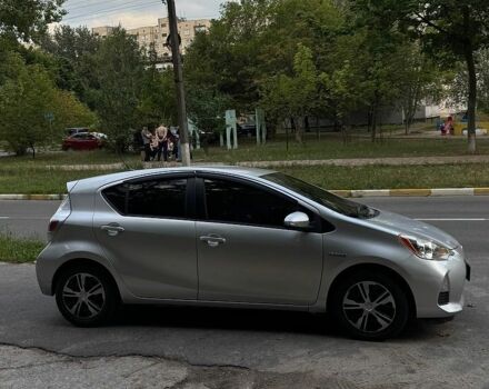 Серый Тойота Приус, объемом двигателя 1.5 л и пробегом 133 тыс. км за 11100 $, фото 1 на Automoto.ua