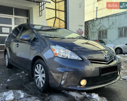 Серый Тойота Приус, объемом двигателя 1.8 л и пробегом 308 тыс. км за 11999 $, фото 1 на Automoto.ua