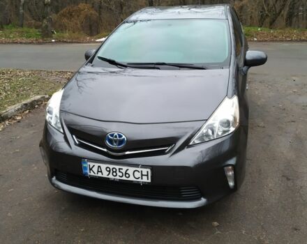 Серый Тойота Приус, объемом двигателя 1.8 л и пробегом 234 тыс. км за 310 $, фото 1 на Automoto.ua