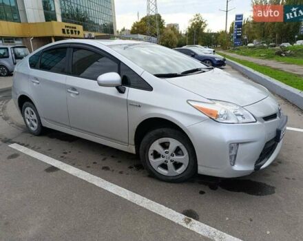 Тойота Приус 2015 в Николаеве на Automoto.ua Серый Тойота Приус, объемом двигателя 1.8 л и пробегом 117 тыс. км за 12000 $, фото 1 на Automoto.ua
