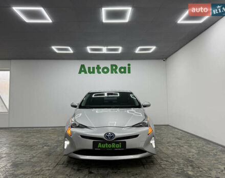 Серый Тойота Приус, объемом двигателя 1.8 л и пробегом 220 тыс. км за 14999 $, фото 1 на Automoto.ua