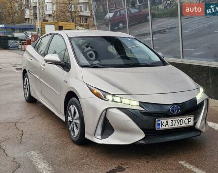 Серый Тойота Приус, объемом двигателя 1.8 л и пробегом 103 тыс. км за 17800 $, фото 1 на Automoto.ua