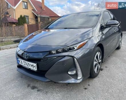 Серый Тойота Приус, объемом двигателя 1.8 л и пробегом 138 тыс. км за 16900 $, фото 1 на Automoto.ua