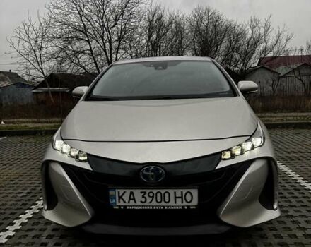 Серый Тойота Приус, объемом двигателя 1.8 л и пробегом 165 тыс. км за 16700 $, фото 1 на Automoto.ua