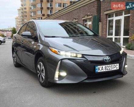 Серый Тойота Приус, объемом двигателя 1.8 л и пробегом 140 тыс. км за 18900 $, фото 1 на Automoto.ua