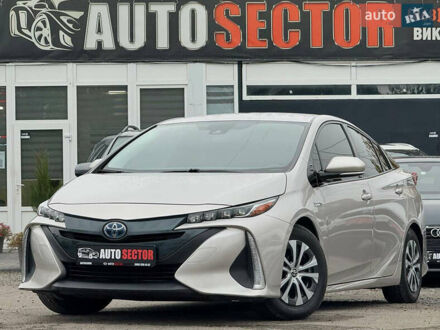 Тойота Приус 2019 в Харькове на Automoto.ua Серый Тойота Приус, объемом двигателя 1.8 л и пробегом 89 тыс. км за 21200 $, фото 1 на Automoto.ua