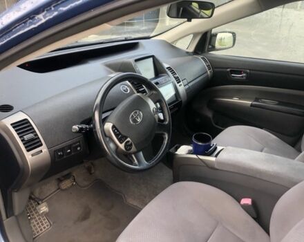 Синій Тойота Пріус, об'ємом двигуна 1.5 л та пробігом 330 тис. км за 5999 $, фото 4 на Automoto.ua